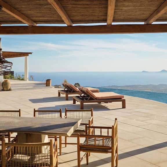 Serene Santorini Villa: Infinity Pool & Sea View - Image 1