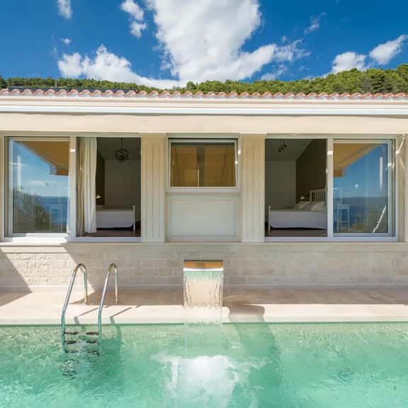 Family Villa With Adriatic Sea Views - Image 1