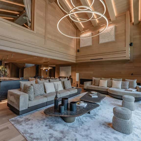 Contemporary Apartment Steps From Slopes - Image 1