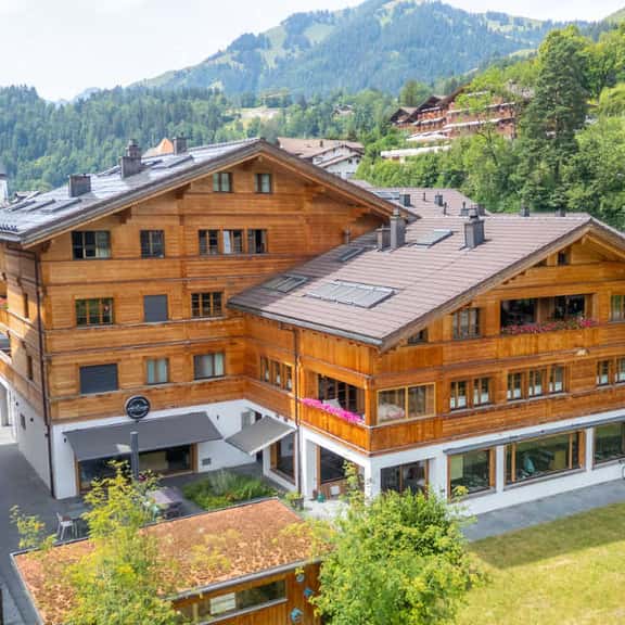Saanen Grand View Residence - Image 1