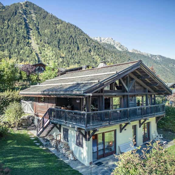 Rustic Chalet Near Chamonix Town Center - Image 1