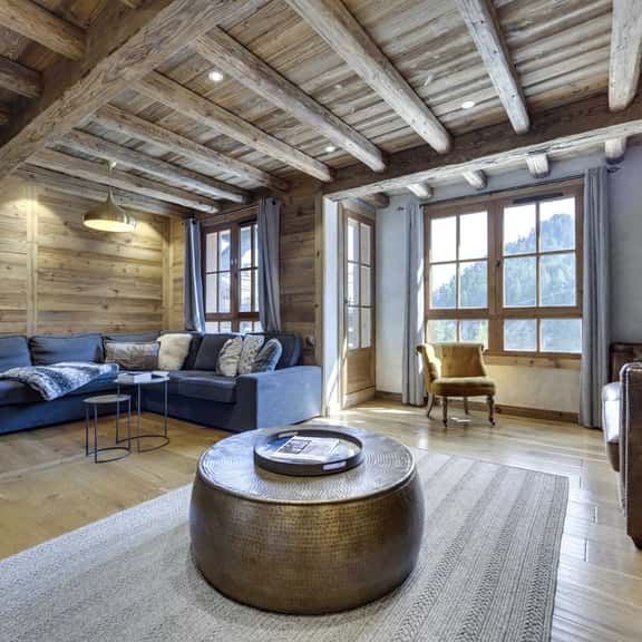 Pedestrian Alpine Retreat With Ski Access - Image 1