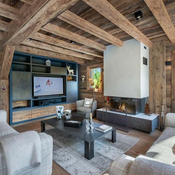Beautiful Megève Chalet With Mountain Views - Image 1