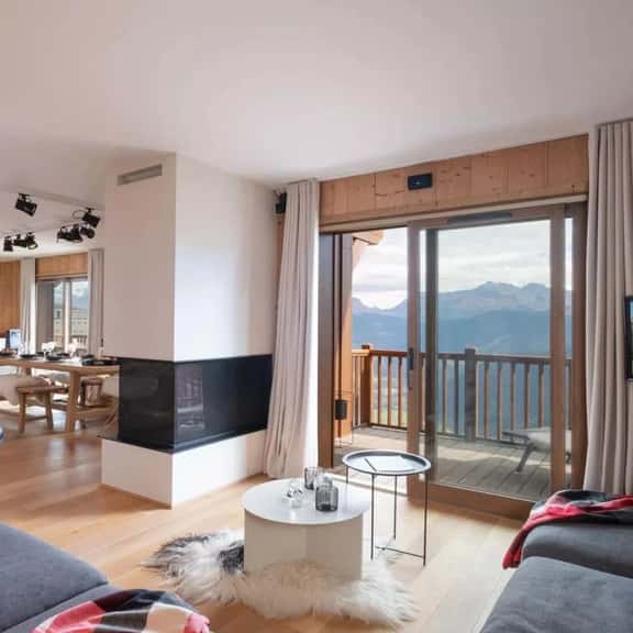 Alpine Duplex for Six Near Skiing - Image 1