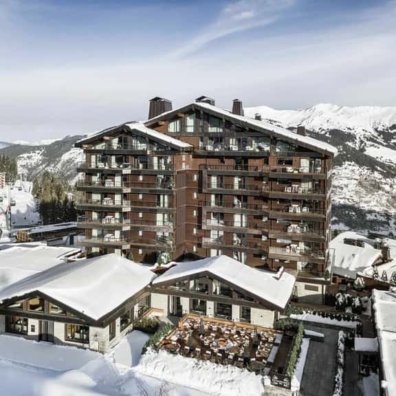 Elegant Mountain Retreat in Courchevel Alps - Image 1