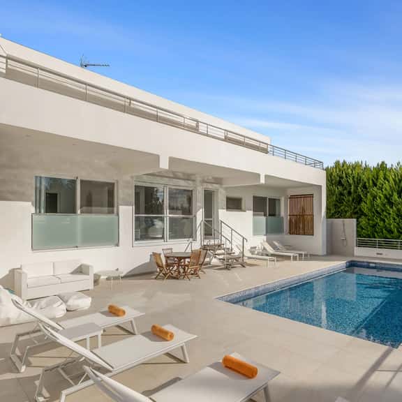 Five Bedroom Retreat in Can Furnet - Image 1