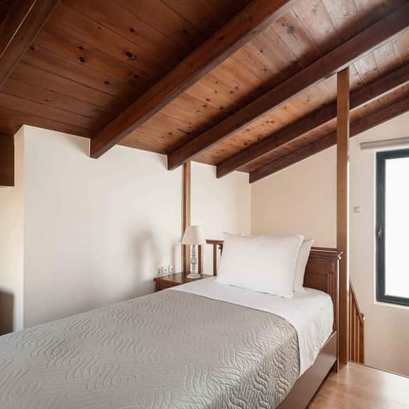 Stylish Villa With Sea View Balcony - Image 1