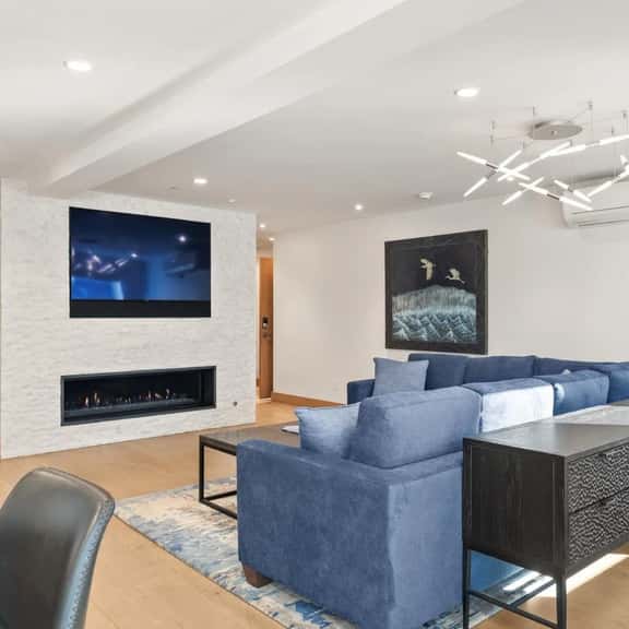 Spacious Downtown Aspen Home for Six - Image 1
