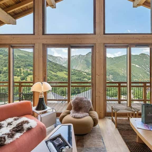 Charming Mountain Chalet - Image 1