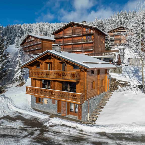 Alpine Escape With Sauna and Balconies - Image 1