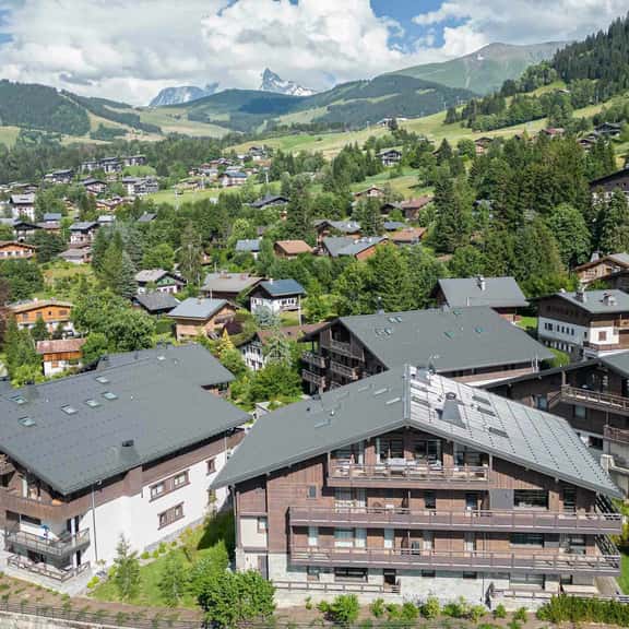 Megève Penthouse With Pool and Sauna - Image 1