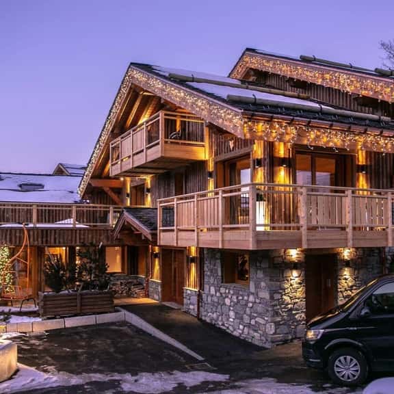 Spacious Méribel Chalet With Private Wellness - Image 1