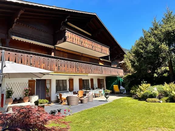 3 BR Classic Chalet in Gstaad By Smiling House