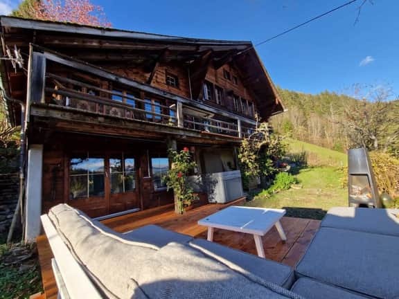 Paradise View - 5 BR Gstaad Paradise View Chalet with Outdoor Jacuzzi