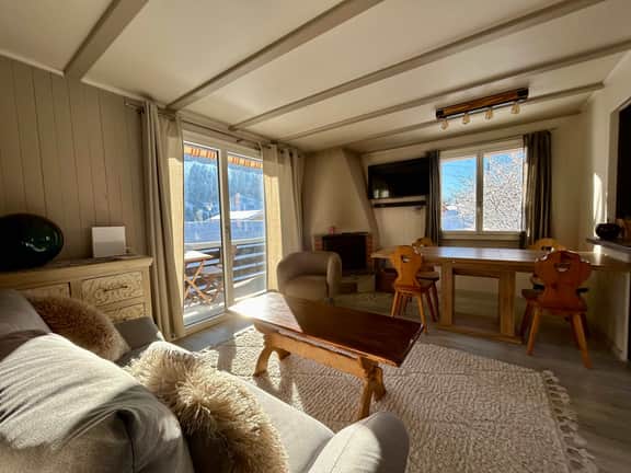 Alpine Chalet Retreat in Rougemont