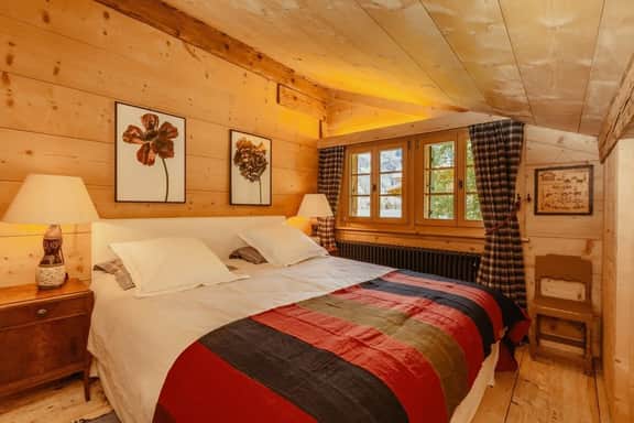 Authentic Designed Chalet right next to Gstaad