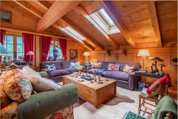 Charming Top floor 4 BR apartment 190m2 with amazing view