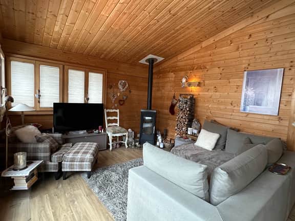 Cozy Scenic Family Chalet Gstaad & Glacier 3000