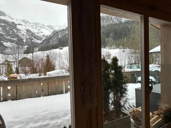 Cozy Scenic Family Chalet Gstaad & Glacier 3000 - Image 3