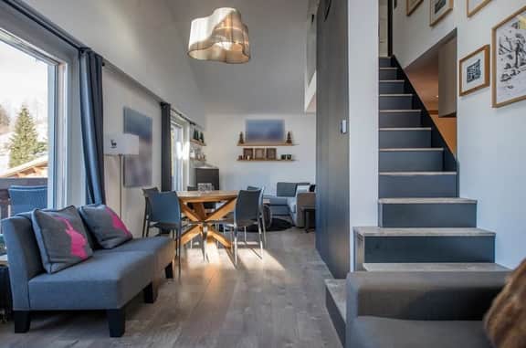 Deluxe Apartment with Mezzanine