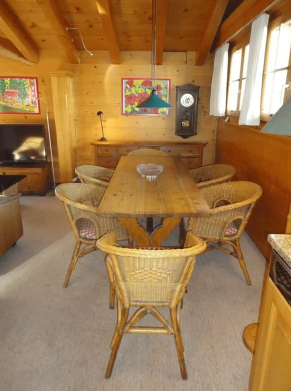 Top Floor Chalet with Balcony and Parking in Saanen