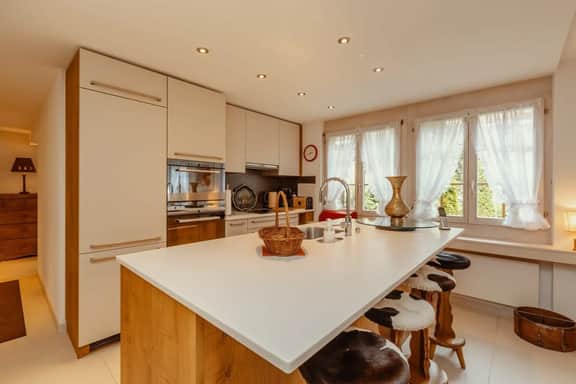 Gstaad Center Top Luxury Apartment 3