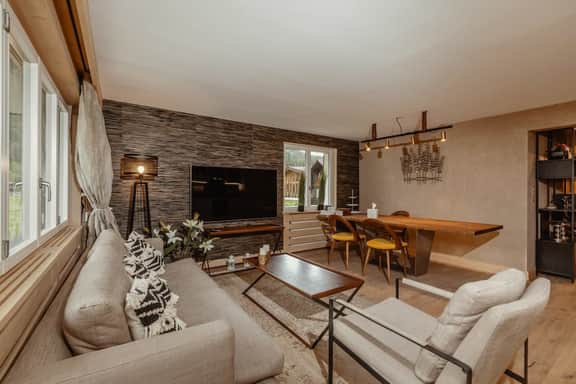 Gstaad Luxurious Flat With Terrace & Stunning Views