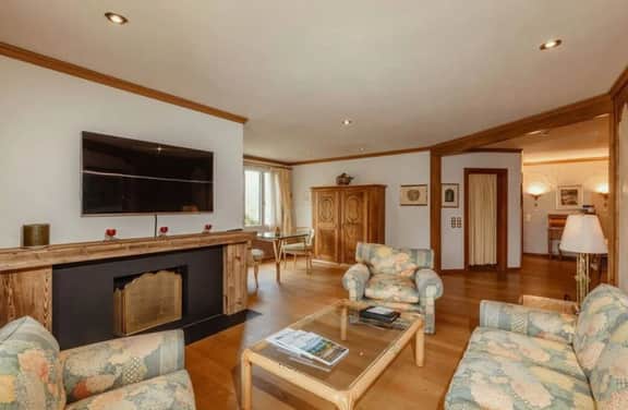 Luxurious serviced Flat in TOP 5 Star Park Hotel