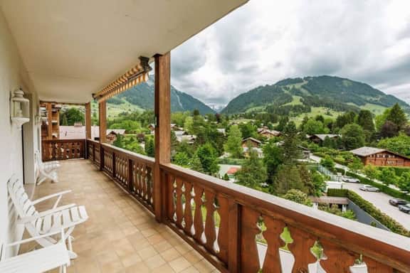 Luxurious serviced Flat in TOP 5 Star Park Hotel