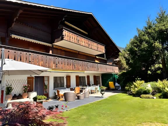3 BR Classic Chalet in Gstaad By Smiling House