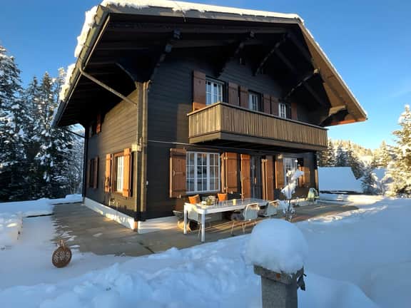 Lovely 4 Bedroom Chalet Great for Ski Holiday