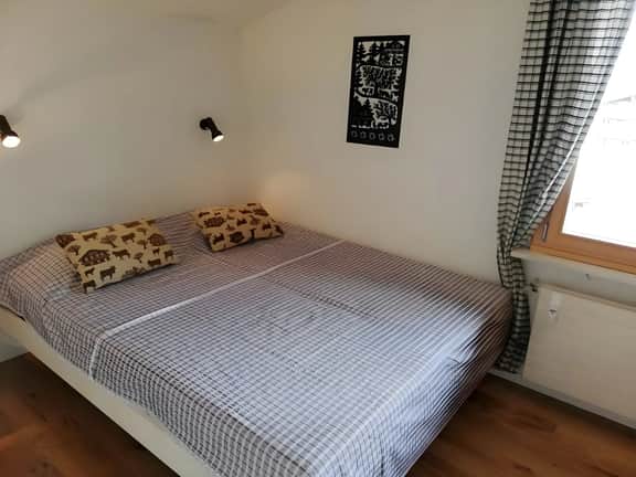 Central Location Cozy 3 BR Flat in Gstaad