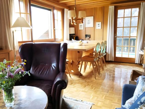 Cute Chalet with Breathtaking Views