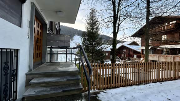 Gstaad Luxurious Flat With Terrace & Stunning Views - Image 4