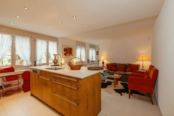 Gstaad Center Top Luxury Apartment 3 - Image 3