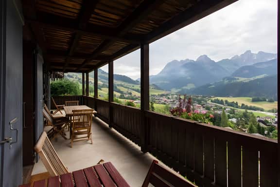 High Mountain Chalet - Great Views!