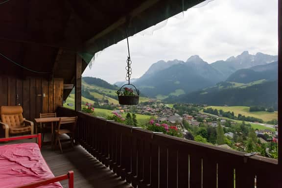 High Mountain Chalet - Great Views!