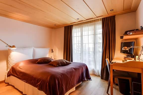 Luxurious Flat with Jacuzzi & Sauna