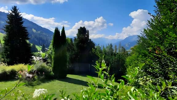 Charming Chalet in Schönried for 12 Guests