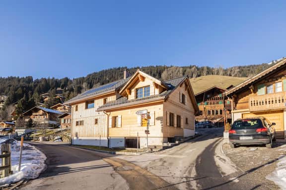 Minimalist Chic Chalet In The Heart Of Rougemont