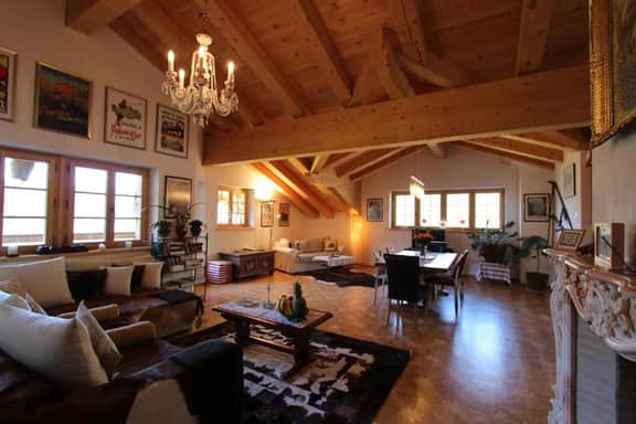 Mountain Top Chalet with fantastic views