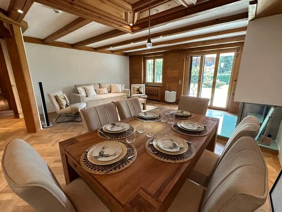 Park Hotel Residence Luxurious Garden Apartment
