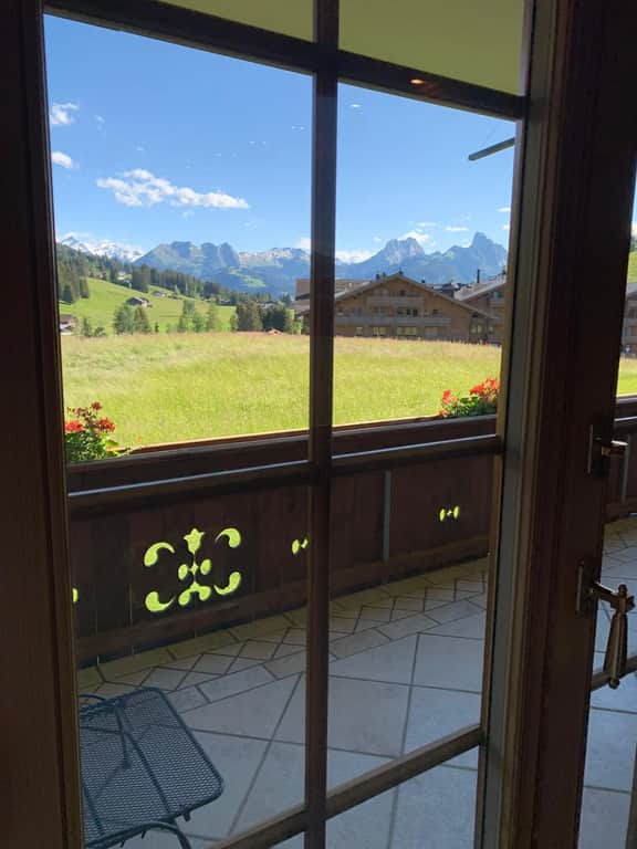 Ski In Luxury Chalet For Unforgettable Stay