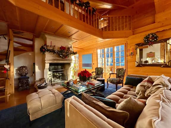 Stunning Duplex in the Heart of the Mountains
