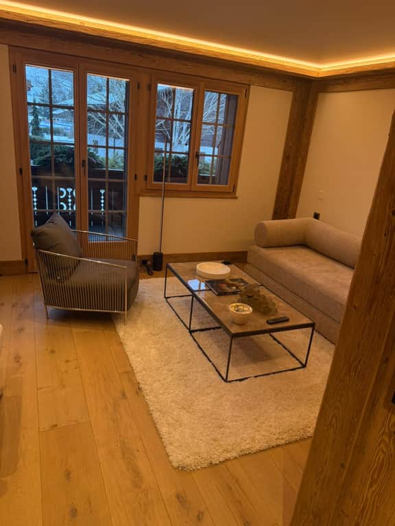 Elegant Mountain Hideaway in Central Gstaad