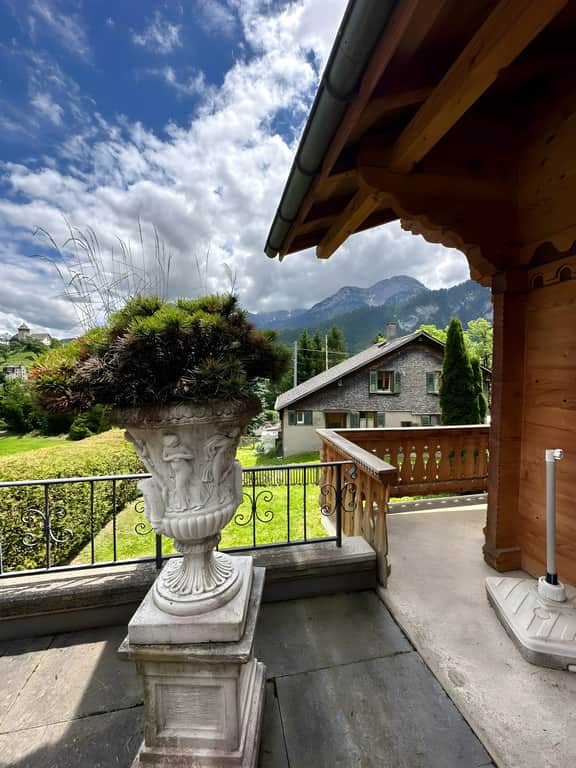 Enchanting 4BR Chalet Nestled in the Heart of a Pristine Apine Landscape