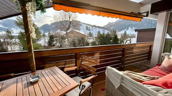 Swiss Alps Delight-Cozy High Style Luxurious Flat - Image 5