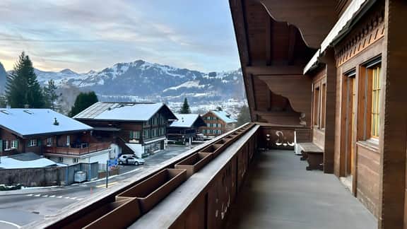 Super Luxurious Duplex Penthouse in Gstaad Center - Image 3