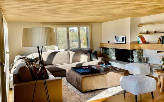 Alpine Haven 3-bedroom Chalet in Gstaad