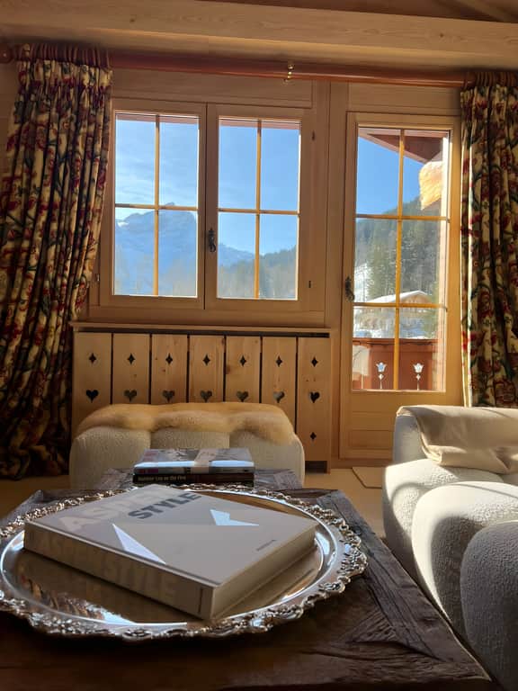 Serene 3BR Apartment with Premier Ski Access